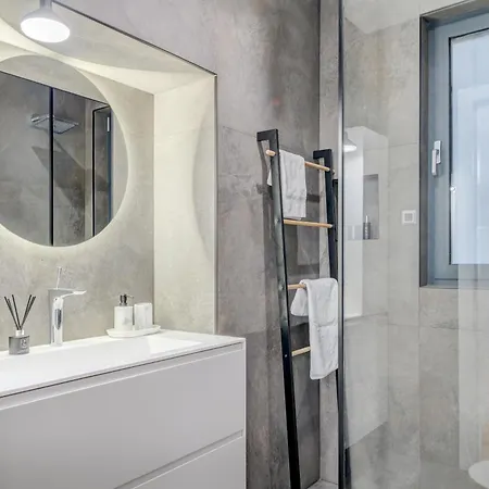 Διαμέρισμα Location! Spacious Lux -5 Min From & Centre Σπλιτ