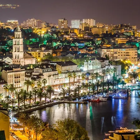 Διαμέρισμα Location! Spacious Lux -5 Min From & Centre Σπλιτ