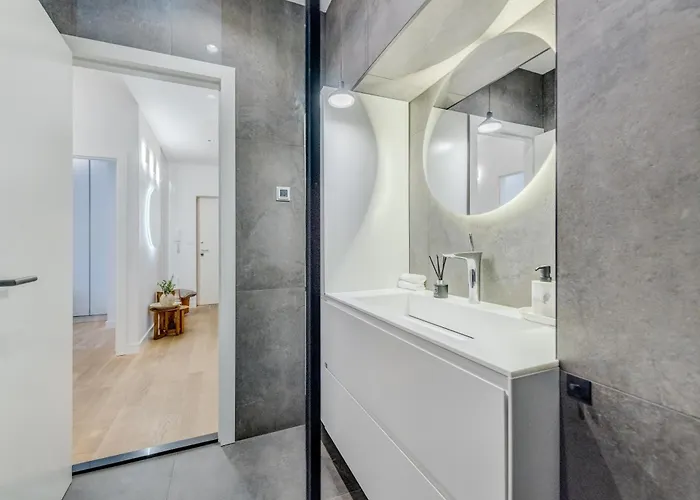 Location! Spacious Lux -5 Min From & Centre 公寓 斯普利特