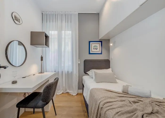 公寓 Location! Spacious Lux -5 Min From & Centre